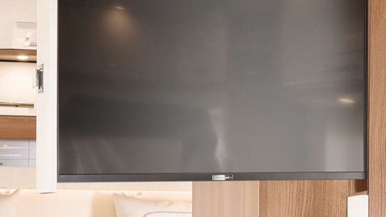 innenraum fernseher wohnmobil carthago